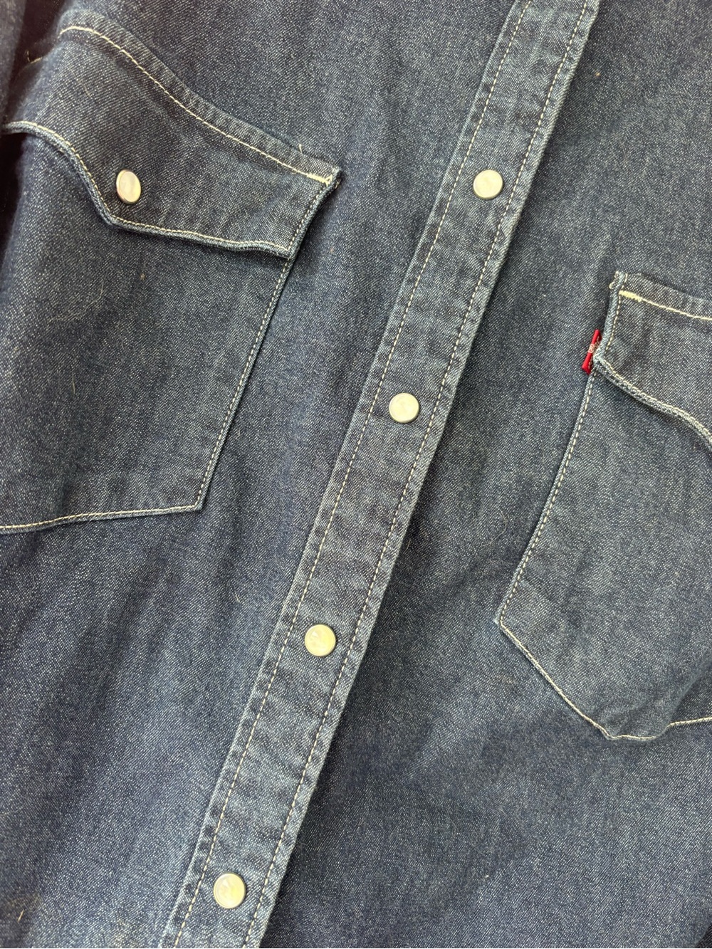 Levi's Dark Blue Denim Button-Down Shirt - Picture 6 of 9